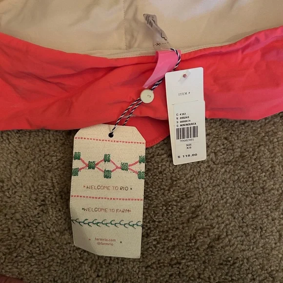 FARM Rio Vibrant Red Shell Bikini Top - Picture 5 of 6